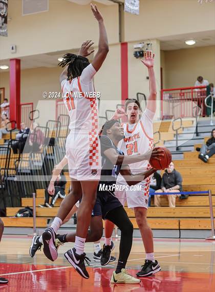 Thumbnail 3 in Suffern vs White Plains (3rd Annual Dom Narcisco Memorial Foundation Invitational) photogallery.