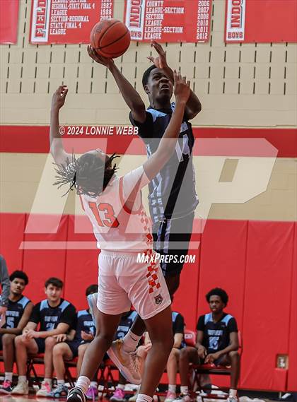 Thumbnail 2 in Suffern vs White Plains (3rd Annual Dom Narcisco Memorial Foundation Invitational) photogallery.