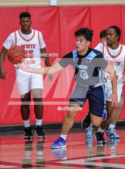 Thumbnail 1 in Suffern vs White Plains (3rd Annual Dom Narcisco Memorial Foundation Invitational) photogallery.