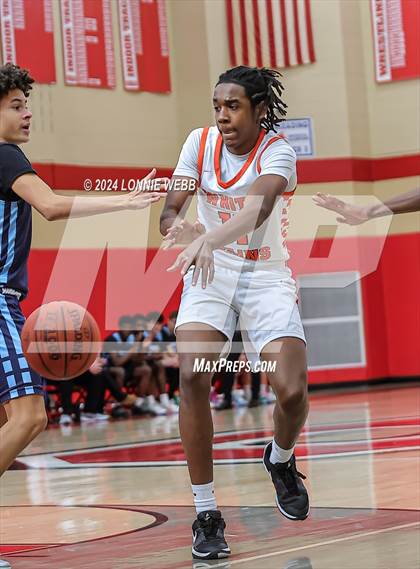 Thumbnail 3 in Suffern vs White Plains (3rd Annual Dom Narcisco Memorial Foundation Invitational) photogallery.