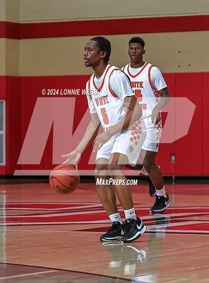 Thumbnail 2 in Suffern vs White Plains (3rd Annual Dom Narcisco Memorial Foundation Invitational) photogallery.