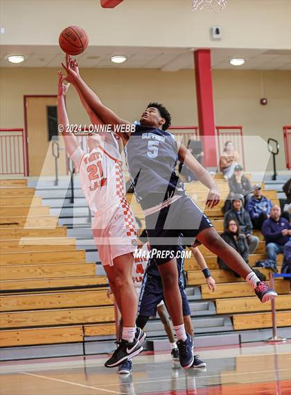 Thumbnail 2 in Suffern vs White Plains (3rd Annual Dom Narcisco Memorial Foundation Invitational) photogallery.