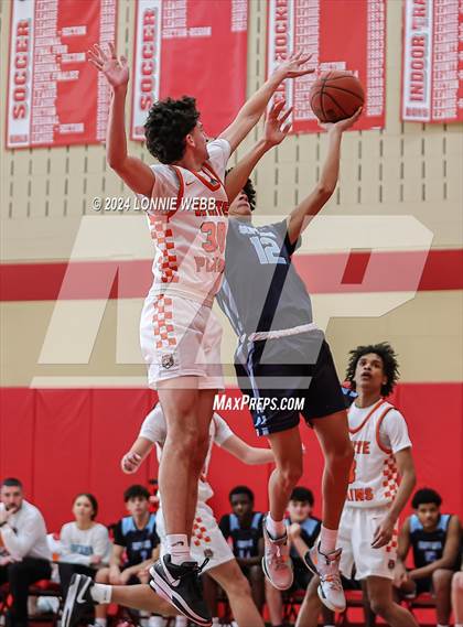 Thumbnail 2 in Suffern vs White Plains (3rd Annual Dom Narcisco Memorial Foundation Invitational) photogallery.