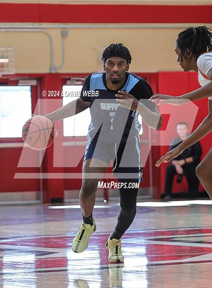 Thumbnail 2 in Suffern vs White Plains (3rd Annual Dom Narcisco Memorial Foundation Invitational) photogallery.