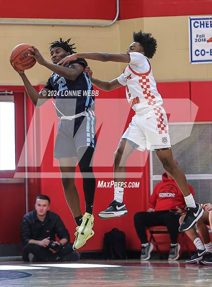 Thumbnail 1 in Suffern vs White Plains (3rd Annual Dom Narcisco Memorial Foundation Invitational) photogallery.