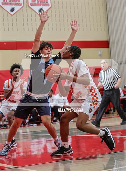 Thumbnail 3 in Suffern vs White Plains (3rd Annual Dom Narcisco Memorial Foundation Invitational) photogallery.
