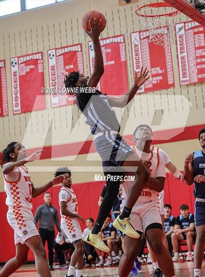 Thumbnail 1 in Suffern vs White Plains (3rd Annual Dom Narcisco Memorial Foundation Invitational) photogallery.