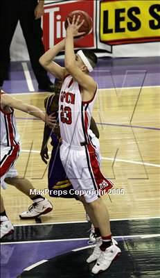 Thumbnail 2 in Escalon vs. Ripon (D4 Sec. Final)#2 photogallery.