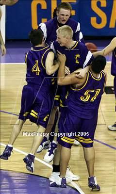 Thumbnail 3 in Escalon vs. Ripon (D4 Sec. Final)#2 photogallery.