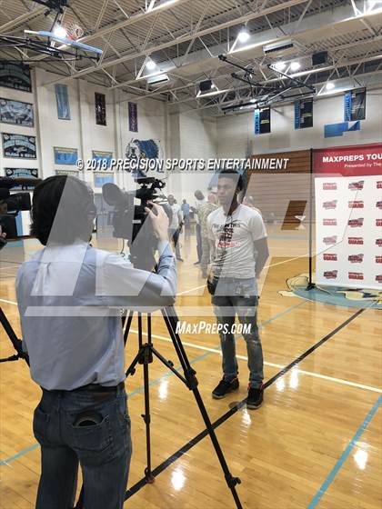 Thumbnail 3 in Grandview TOC Ceremony photogallery.