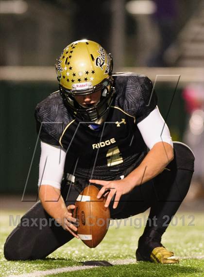 Thumbnail 1 in Haltom @ Fossil Ridge photogallery.