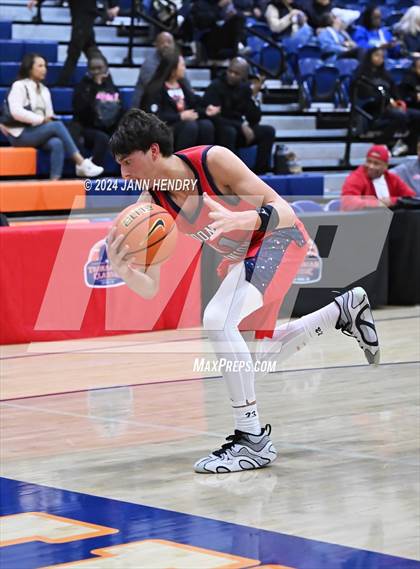 Thumbnail 1 in Layton Christian Academy vs. Redondo Union (Tarkanian Classic) photogallery.