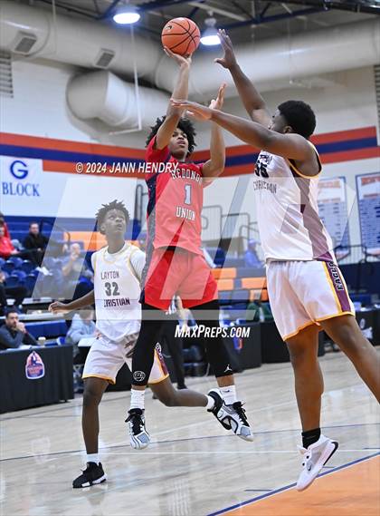 Thumbnail 1 in Layton Christian Academy vs. Redondo Union (Tarkanian Classic) photogallery.