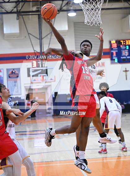 Thumbnail 2 in Layton Christian Academy vs. Redondo Union (Tarkanian Classic) photogallery.