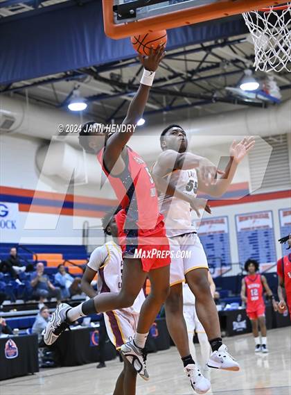 Thumbnail 1 in Layton Christian Academy vs. Redondo Union (Tarkanian Classic) photogallery.