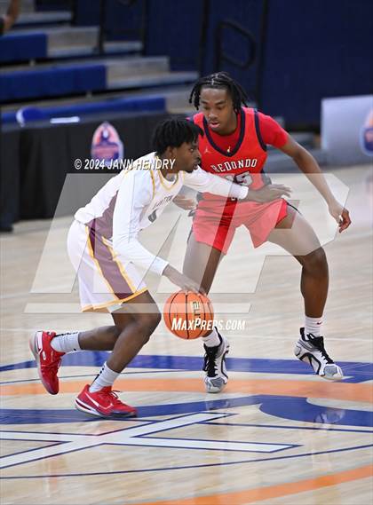 Thumbnail 3 in Layton Christian Academy vs. Redondo Union (Tarkanian Classic) photogallery.