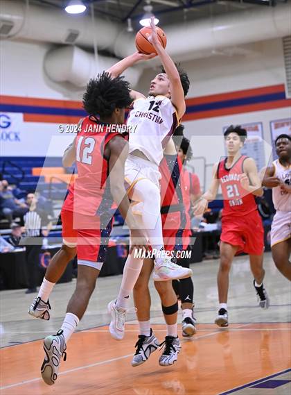 Thumbnail 3 in Layton Christian Academy vs. Redondo Union (Tarkanian Classic) photogallery.