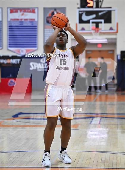 Thumbnail 2 in Layton Christian Academy vs. Redondo Union (Tarkanian Classic) photogallery.