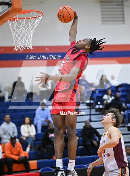 Thumbnail 3 in Layton Christian Academy vs. Redondo Union (Tarkanian Classic) photogallery.