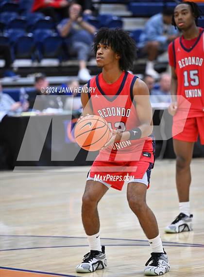 Thumbnail 1 in Layton Christian Academy vs. Redondo Union (Tarkanian Classic) photogallery.