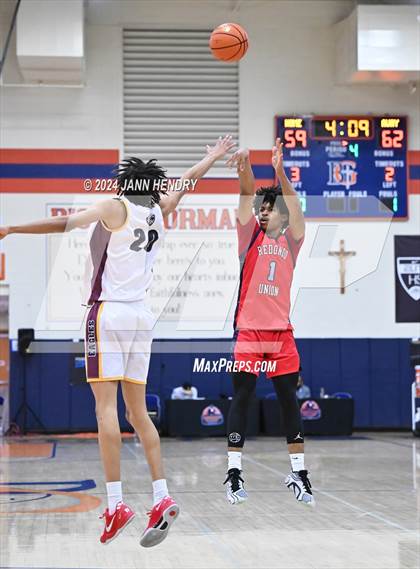 Thumbnail 2 in Layton Christian Academy vs. Redondo Union (Tarkanian Classic) photogallery.