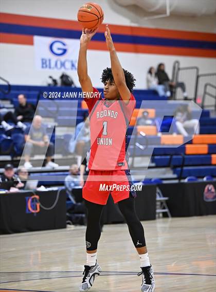 Thumbnail 2 in Layton Christian Academy vs. Redondo Union (Tarkanian Classic) photogallery.