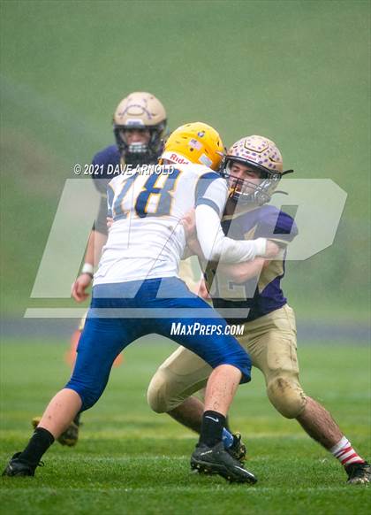 Thumbnail 2 in Lake Region @ Cheverus (MPA 8 Man Large Regional Semi-final) photogallery.
