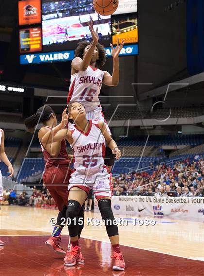 Thumbnail 1 in Skyline vs. Cypress Woods (UIL 6A Final) photogallery.