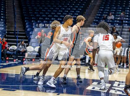 Thumbnail 1 in Loveland vs Mt. Healthy (Holiday Hardwood Classic) photogallery.