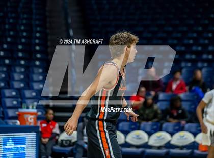 Thumbnail 2 in Loveland vs Mt. Healthy (Holiday Hardwood Classic) photogallery.