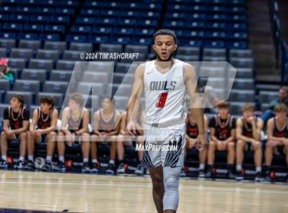Thumbnail 2 in Loveland vs Mt. Healthy (Holiday Hardwood Classic) photogallery.