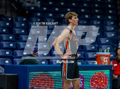 Thumbnail 2 in Loveland vs Mt. Healthy (Holiday Hardwood Classic) photogallery.
