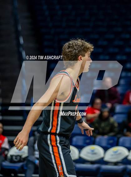 Thumbnail 3 in Loveland vs Mt. Healthy (Holiday Hardwood Classic) photogallery.