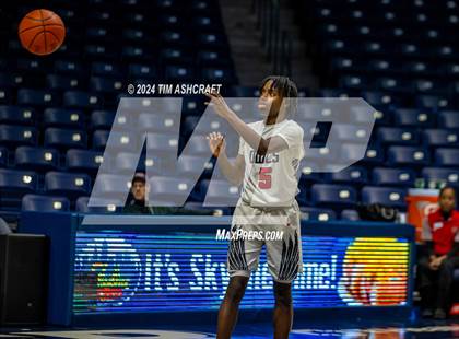 Thumbnail 2 in Loveland vs Mt. Healthy (Holiday Hardwood Classic) photogallery.