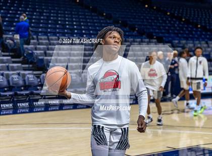 Thumbnail 1 in Loveland vs Mt. Healthy (Holiday Hardwood Classic) photogallery.