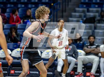 Thumbnail 3 in Loveland vs Mt. Healthy (Holiday Hardwood Classic) photogallery.