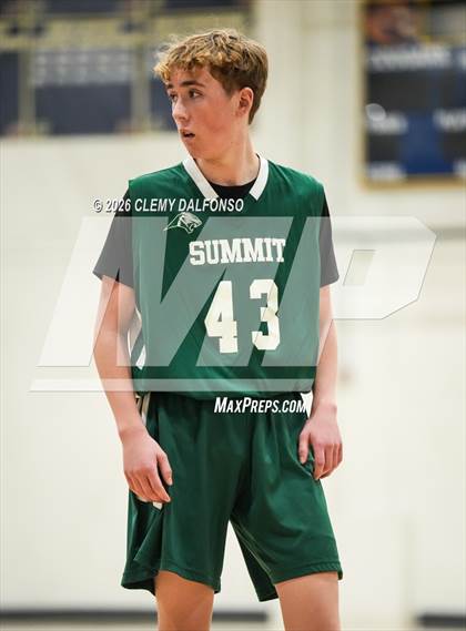 Thumbnail 2 in FR: Summit @ Summit photogallery.