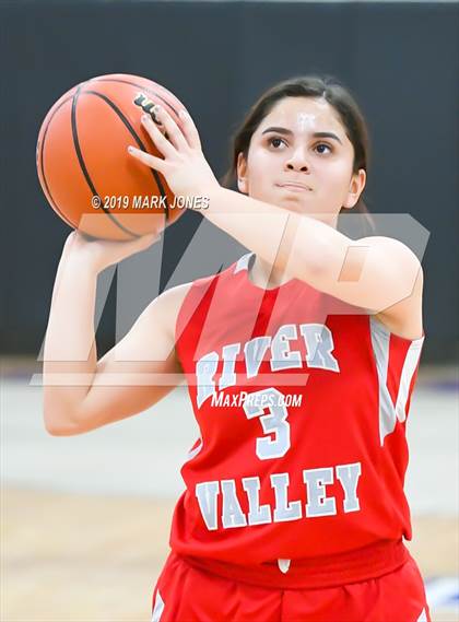 Thumbnail 1 in River Valley @ Northwest Christian photogallery.