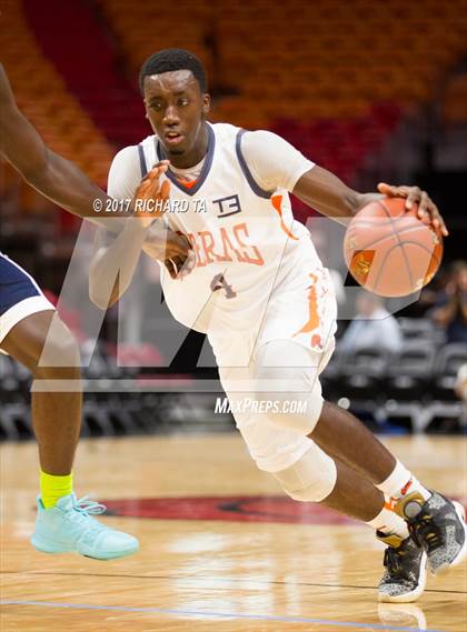 Thumbnail 2 in Florida Prep vs. South Miami (Hoophall Miami Invitational) photogallery.