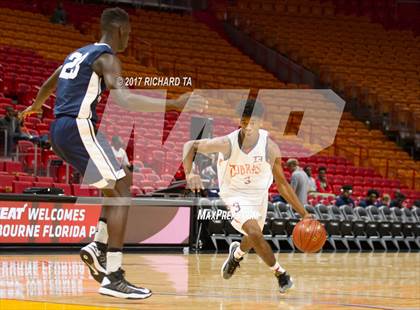 Thumbnail 2 in Florida Prep vs. South Miami (Hoophall Miami Invitational) photogallery.
