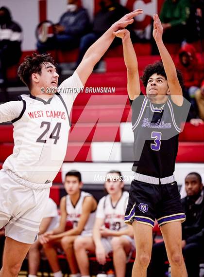 Thumbnail 2 in Bradshaw Christian vs. West Campus (Cordova Christmas Classic) photogallery.
