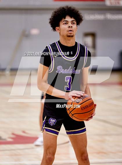 Thumbnail 3 in Bradshaw Christian vs. West Campus (Cordova Christmas Classic) photogallery.