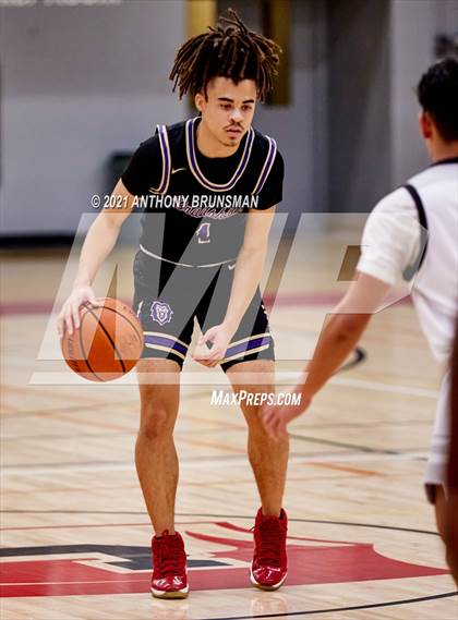Thumbnail 3 in Bradshaw Christian vs. West Campus (Cordova Christmas Classic) photogallery.