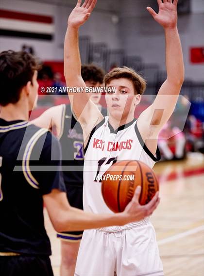 Thumbnail 3 in Bradshaw Christian vs. West Campus (Cordova Christmas Classic) photogallery.