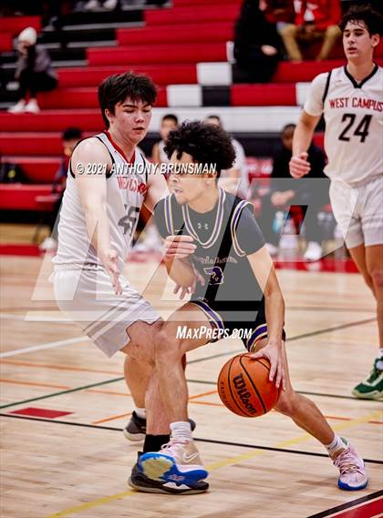 Thumbnail 2 in Bradshaw Christian vs. West Campus (Cordova Christmas Classic) photogallery.