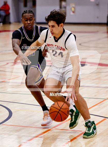 Thumbnail 3 in Bradshaw Christian vs. West Campus (Cordova Christmas Classic) photogallery.
