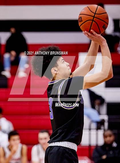 Thumbnail 2 in Bradshaw Christian vs. West Campus (Cordova Christmas Classic) photogallery.