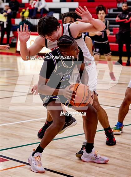 Thumbnail 1 in Bradshaw Christian vs. West Campus (Cordova Christmas Classic) photogallery.