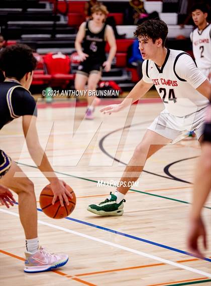 Thumbnail 1 in Bradshaw Christian vs. West Campus (Cordova Christmas Classic) photogallery.