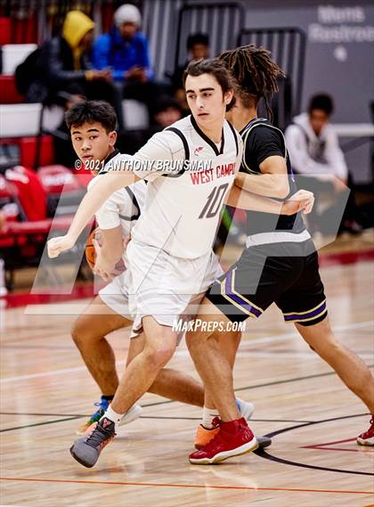 Thumbnail 3 in Bradshaw Christian vs. West Campus (Cordova Christmas Classic) photogallery.